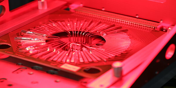 Die Photonics Gruppe setzt den nächsten Schritt ihrer Buy & Build Strategie um