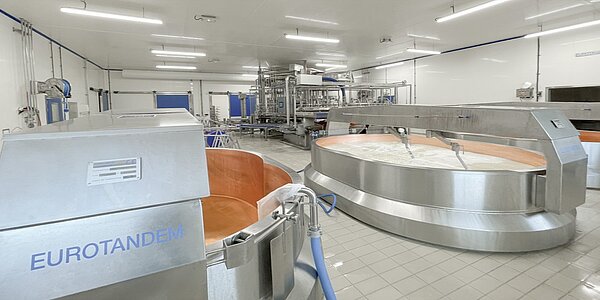 Advaton AG und SAS Eurotandem: Vereinigung Schweizer und Französischer Expertise für Käsereitechnologie, um Kunden in Zukunft noch besser bedienen zu können